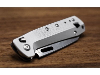 Leatherman Free K4